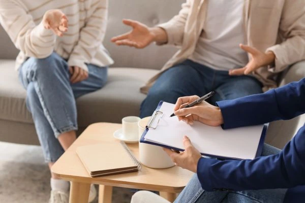 Image of divorce mediation Northumberland in progress.